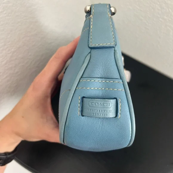 Rare Color Light Blue Coach Hamptons Shoulder Bag - Picture 3 of 8